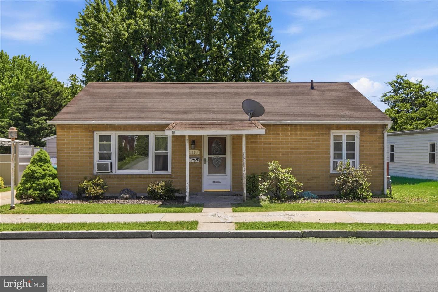 1110 Victor Street