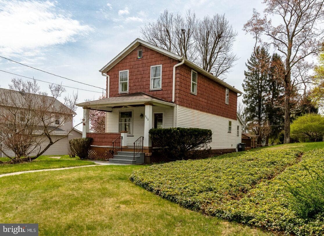 312 Susquehanna Street photo 1