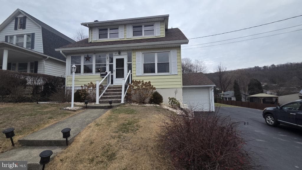 65 Shaver Avenue photo 1