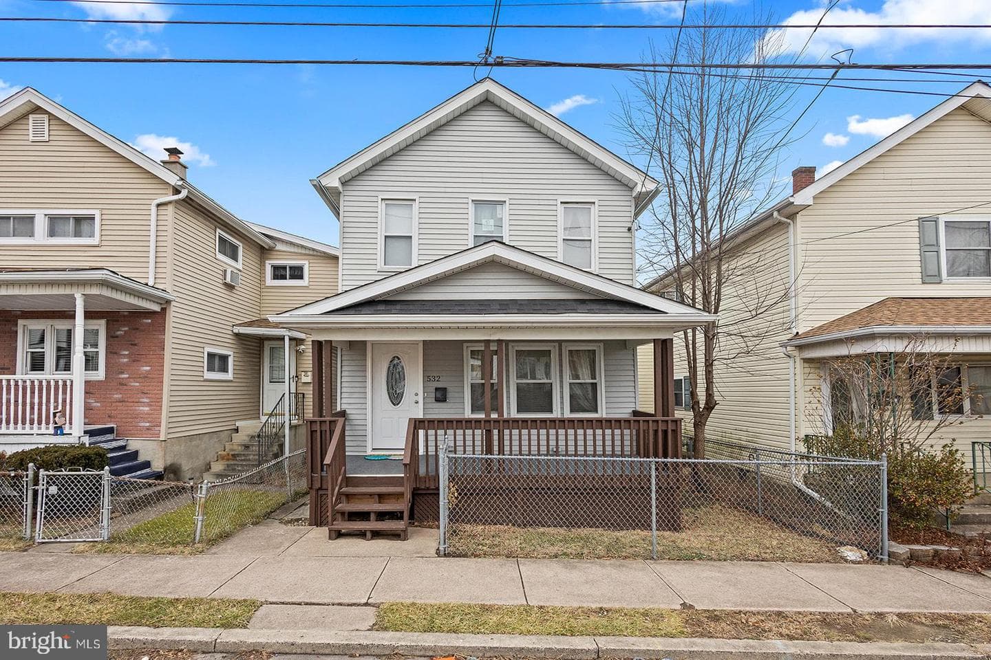 532 Eynon Street photo 1