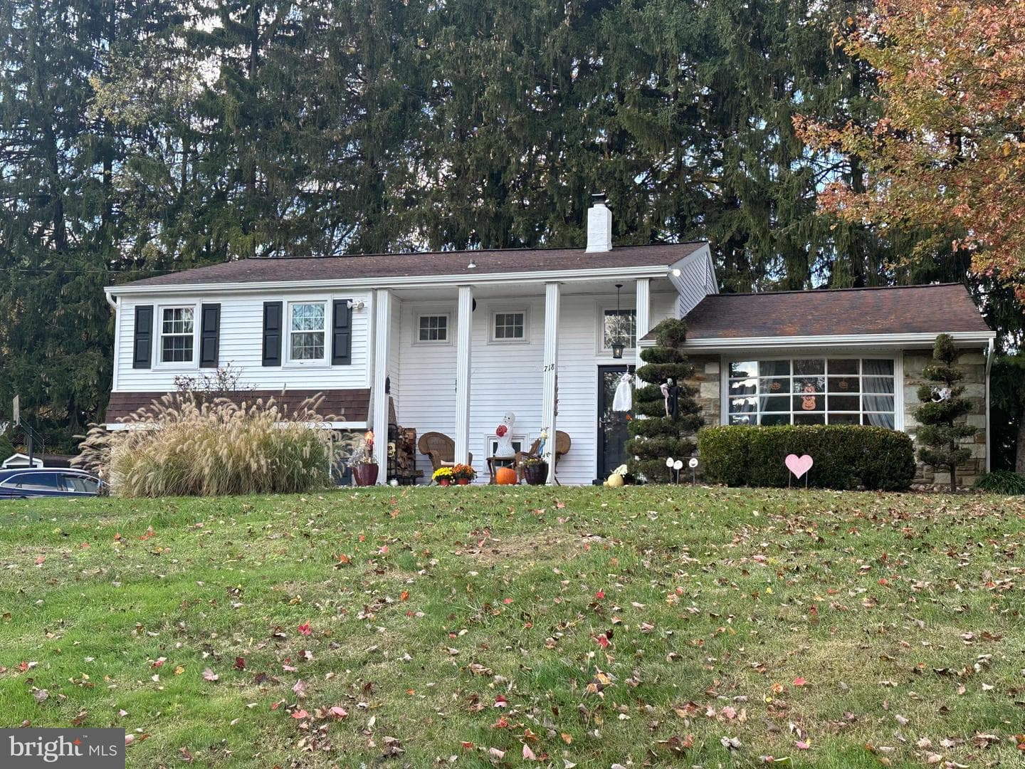 718 Inverness Drive photo 1