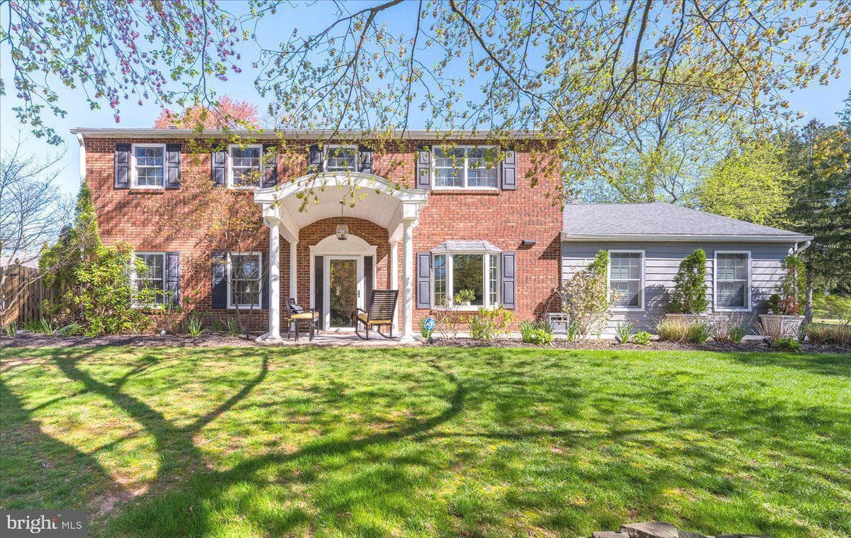 2743 Lantern Lane photo 1