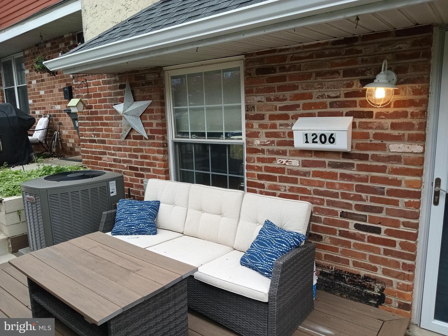 1206 Whitpain Hills photo 1