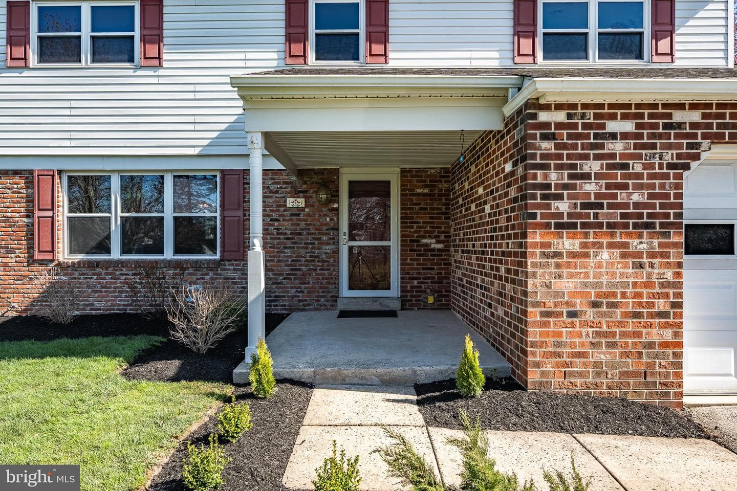 128 E Mount Kirk Avenue photo 1