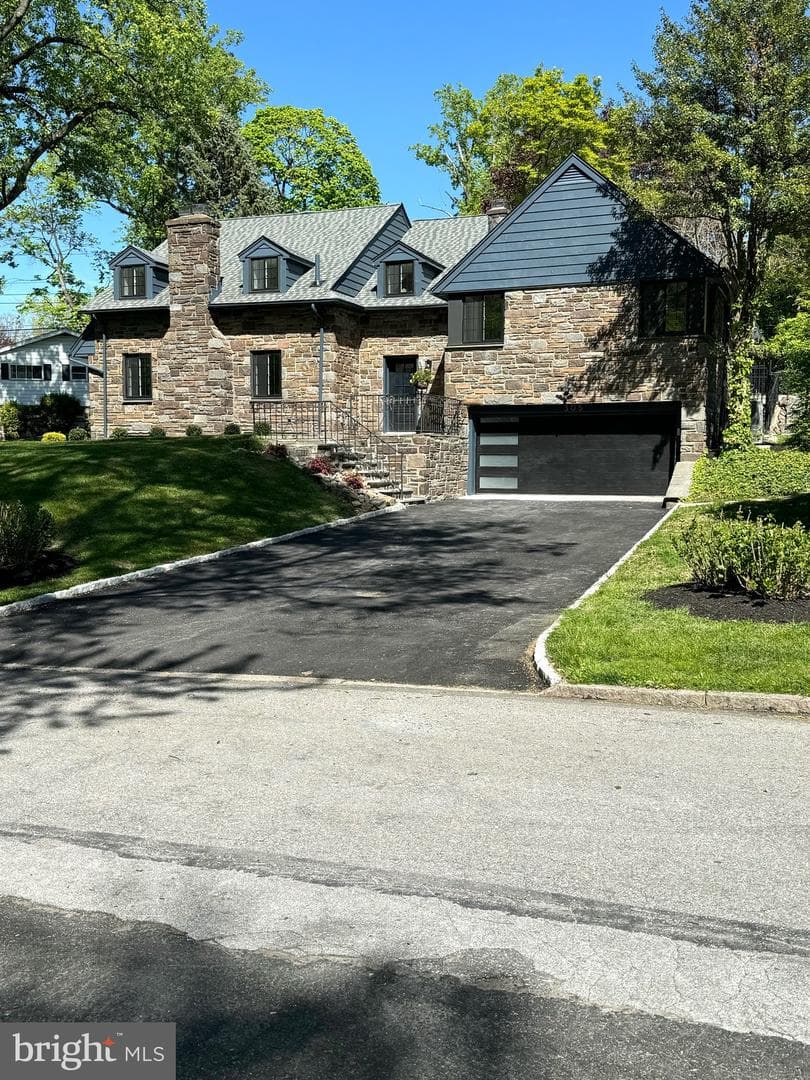 305 Penbree Circle photo 1