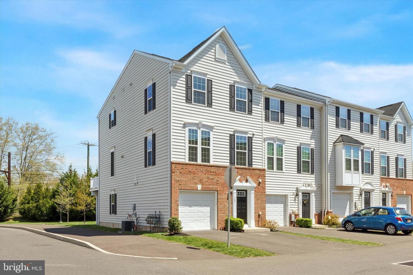 307 Evergreen Way photo 1