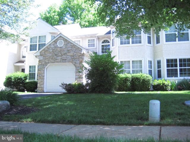 420 Dogwood Drive photo 1