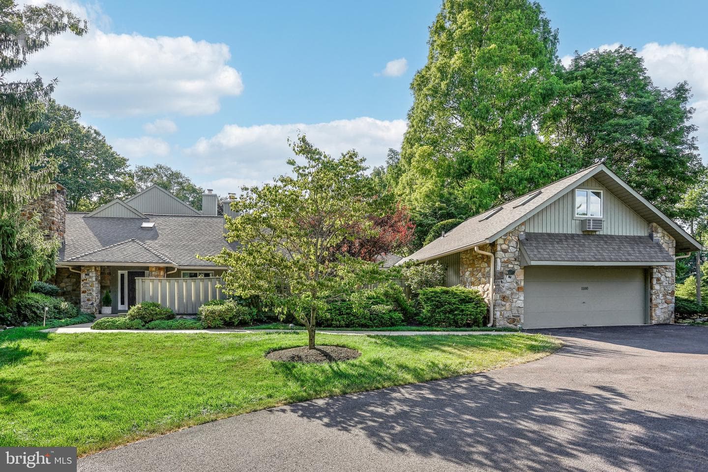1100 Saint Andrews Road photo 1