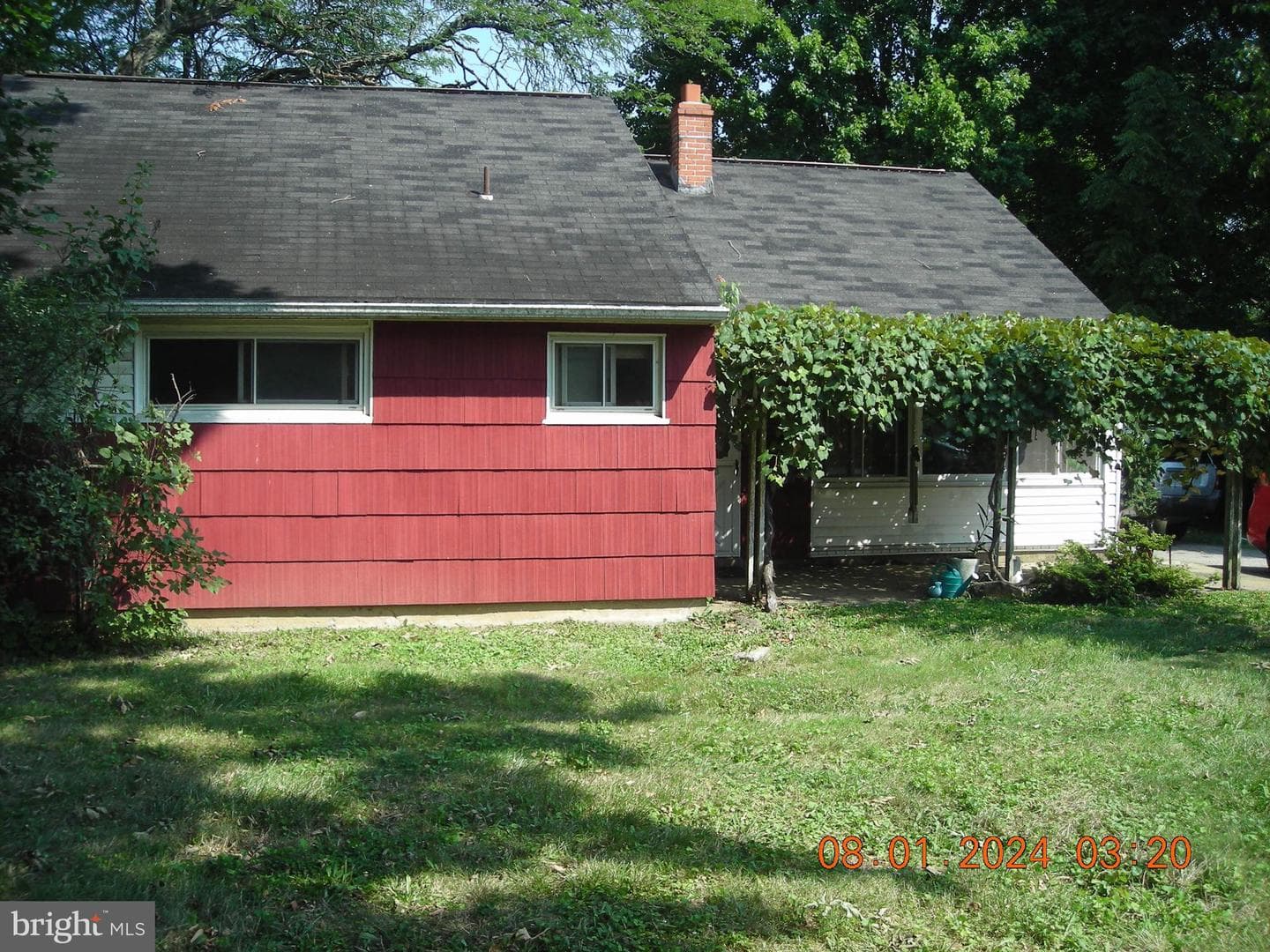61 Galbraith photo 1