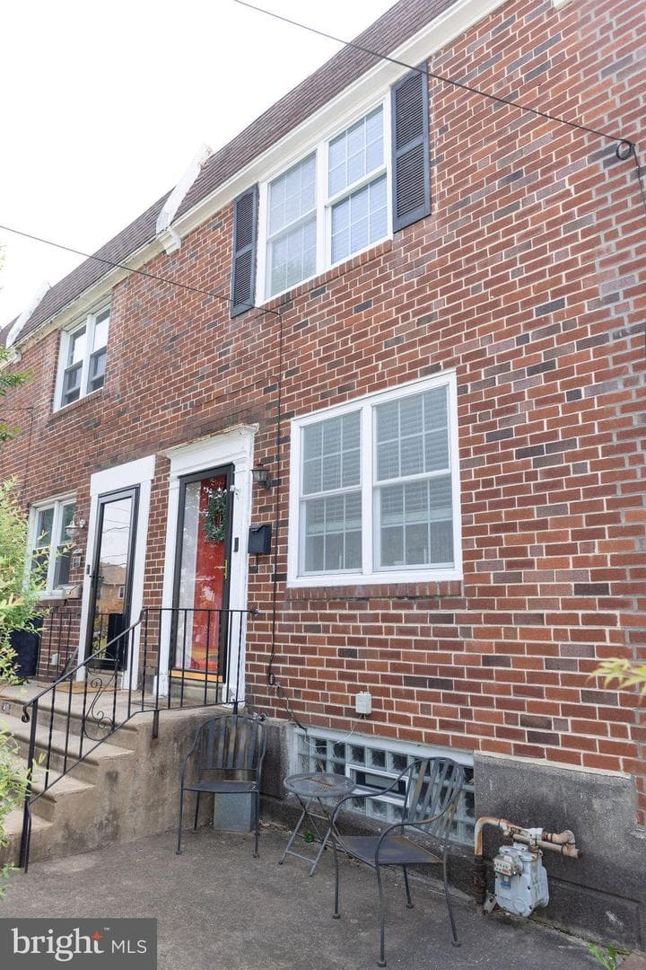 38 Orange Avenue photo 1