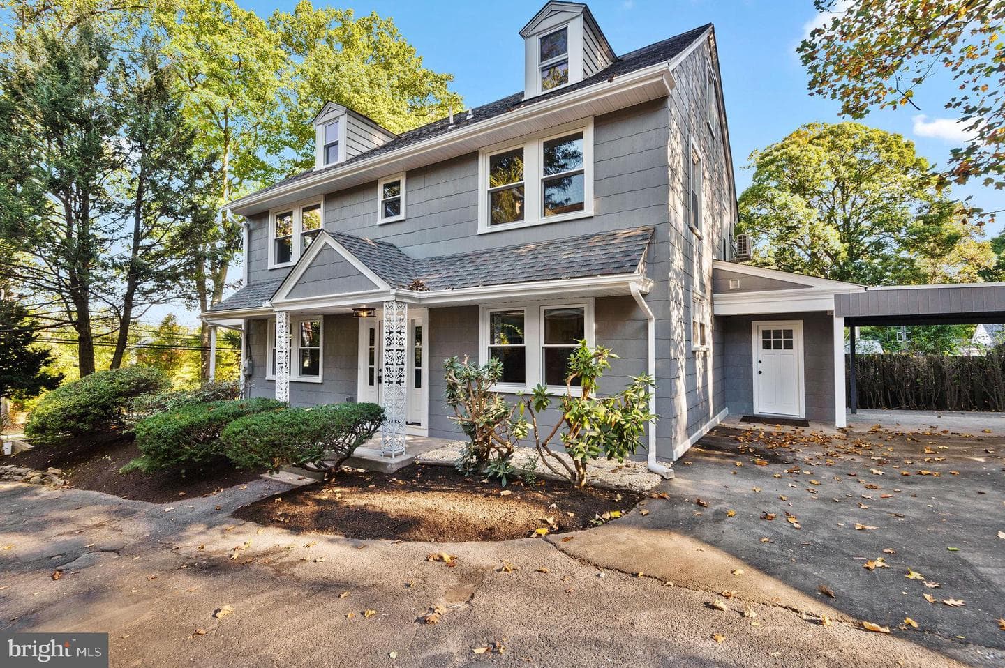 281 Bickley Road photo 1