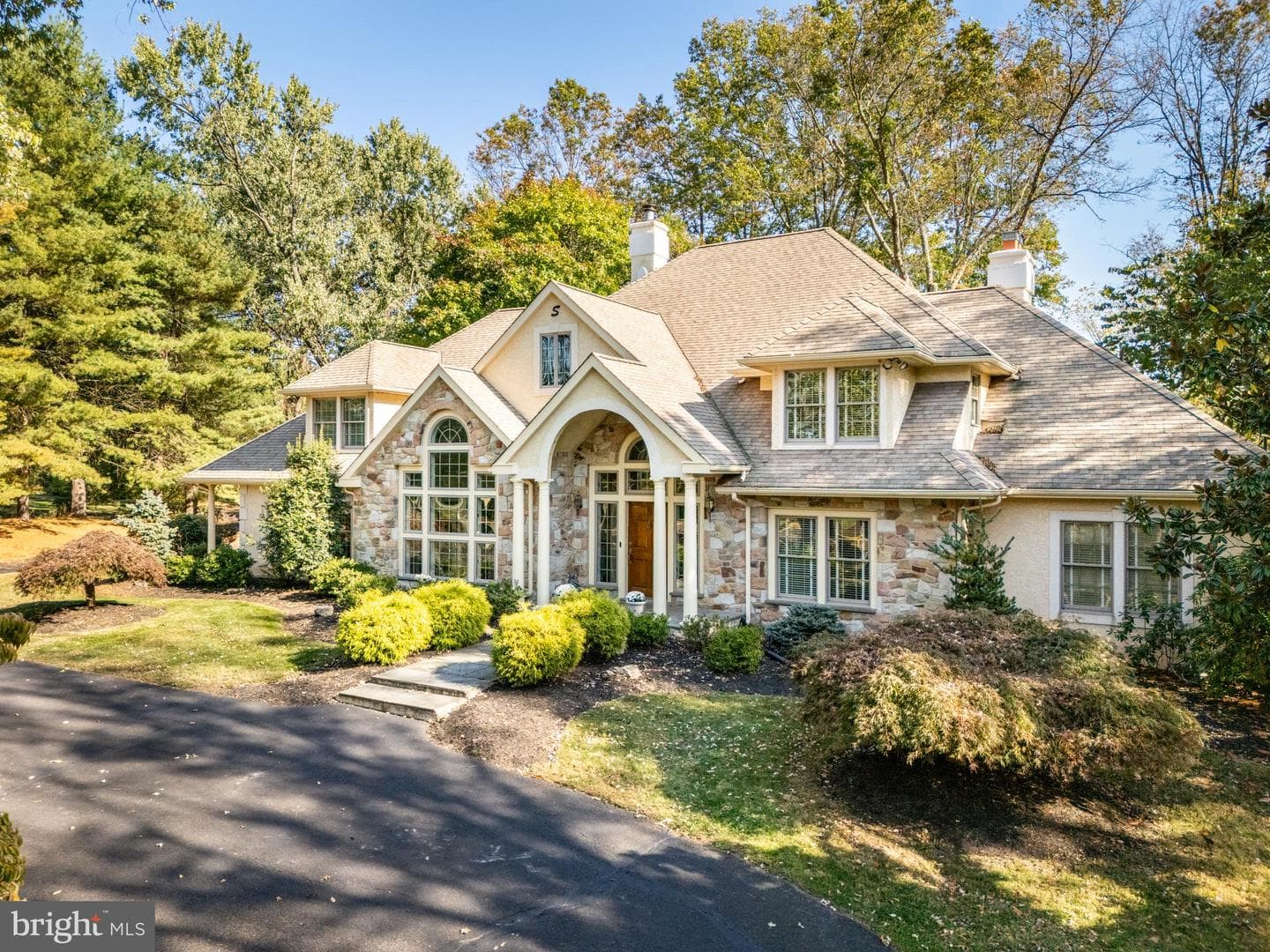 904 Evans Road photo 1