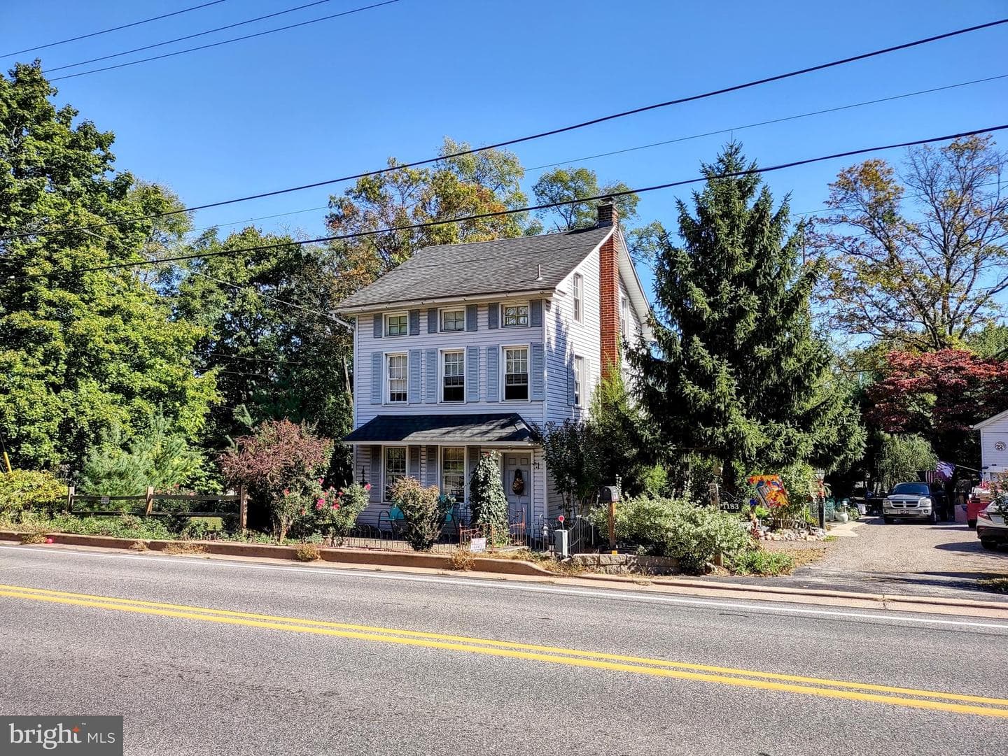 1183 Main Street photo 1
