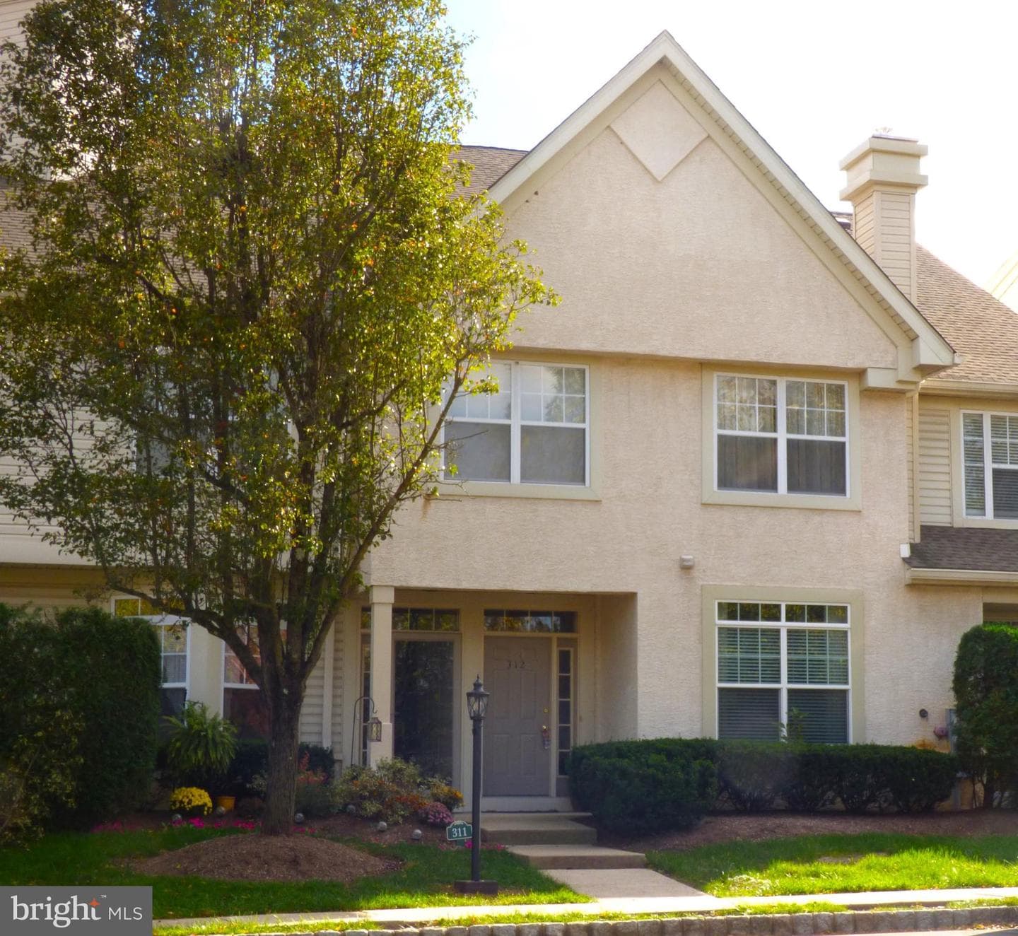 312 Dresher Woods Drive photo 1