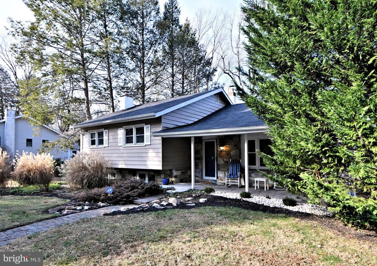 1152 Lindsay Lane photo 1