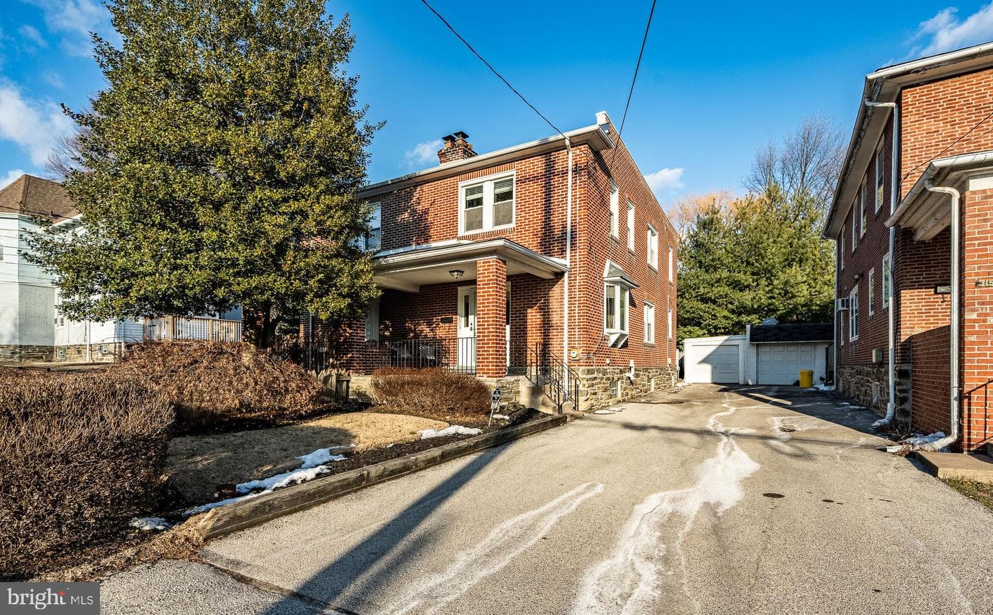 317 Locust Avenue photo 1