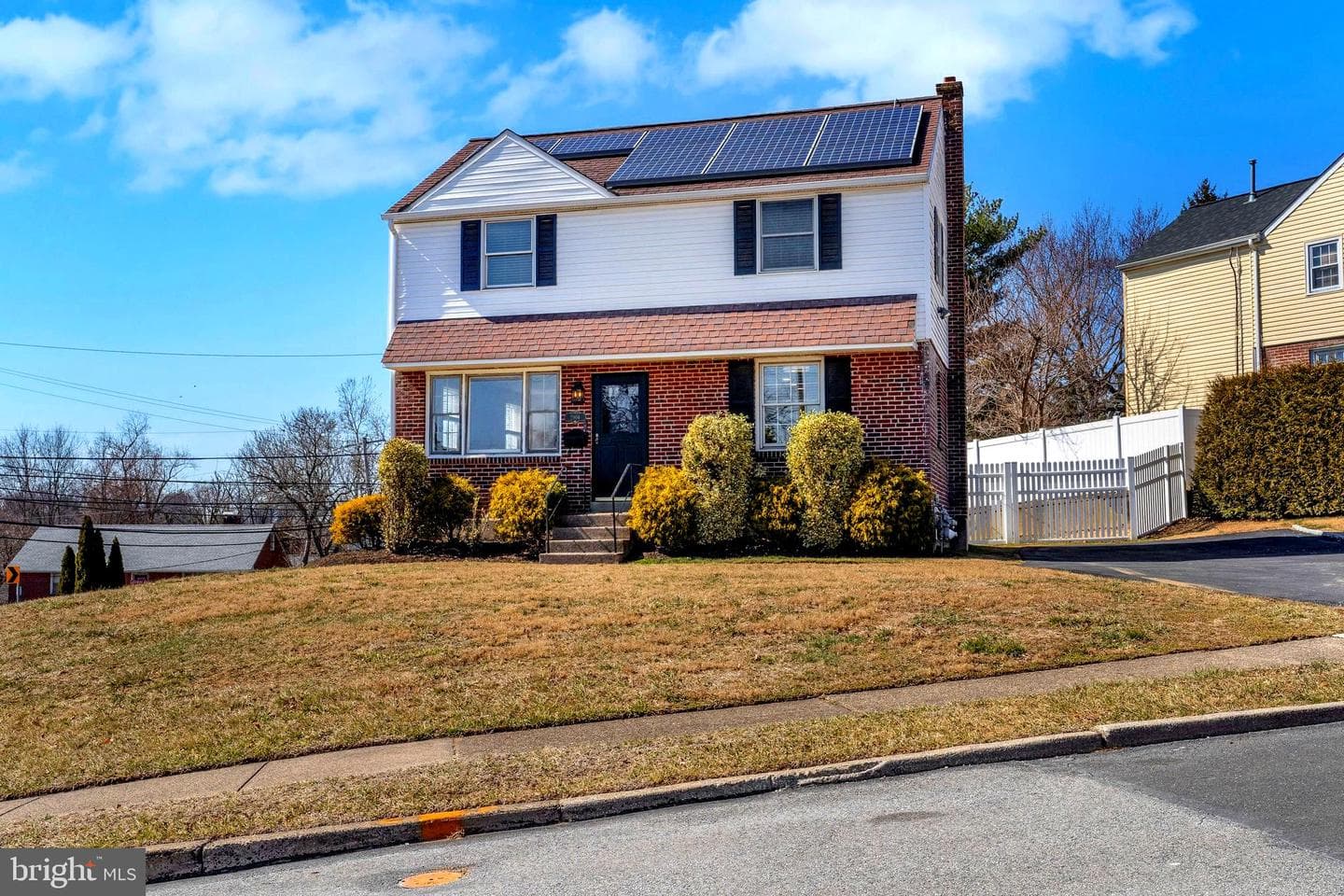 2904 Kanes Road photo 1