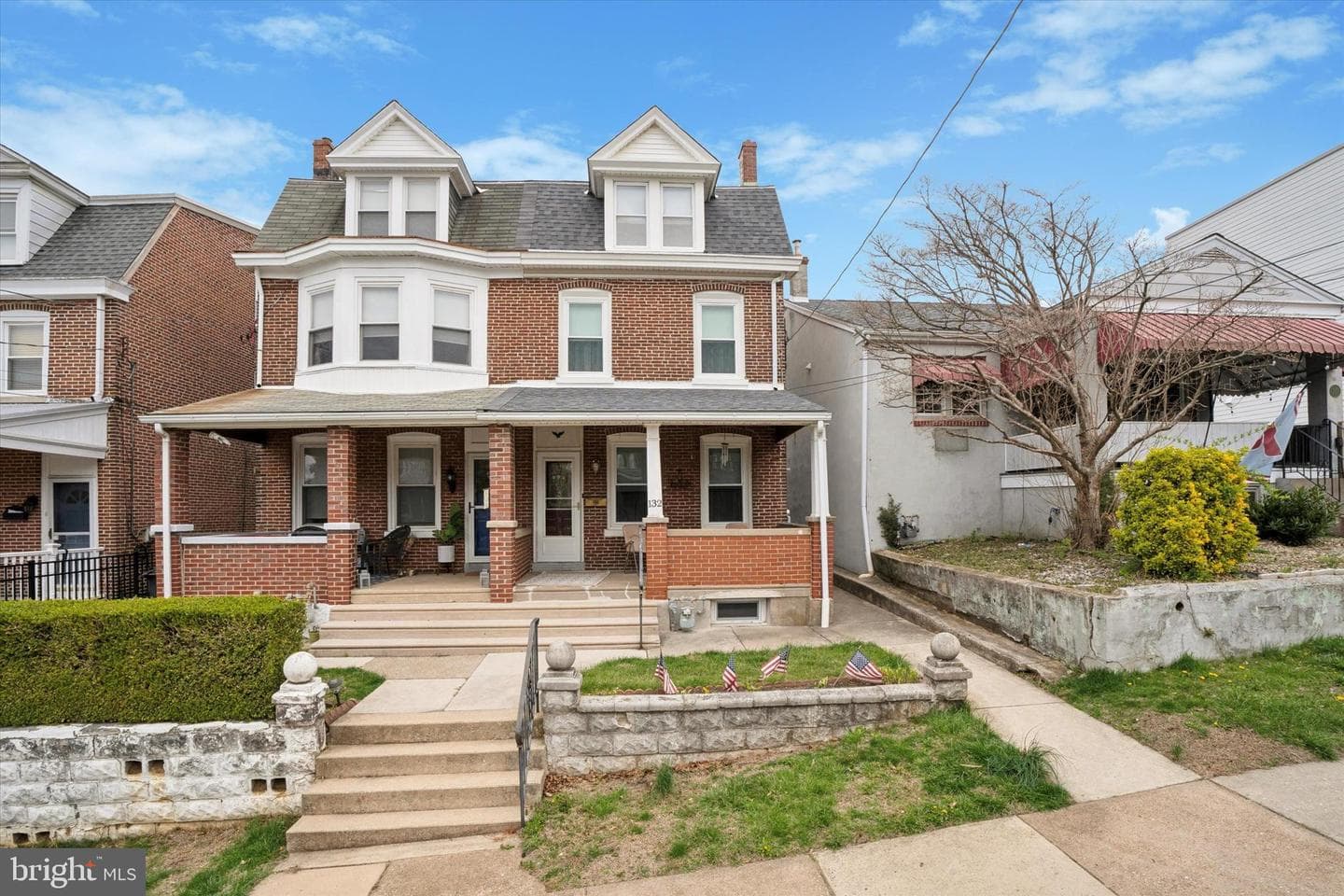 132 W 3rd Avenue photo 1