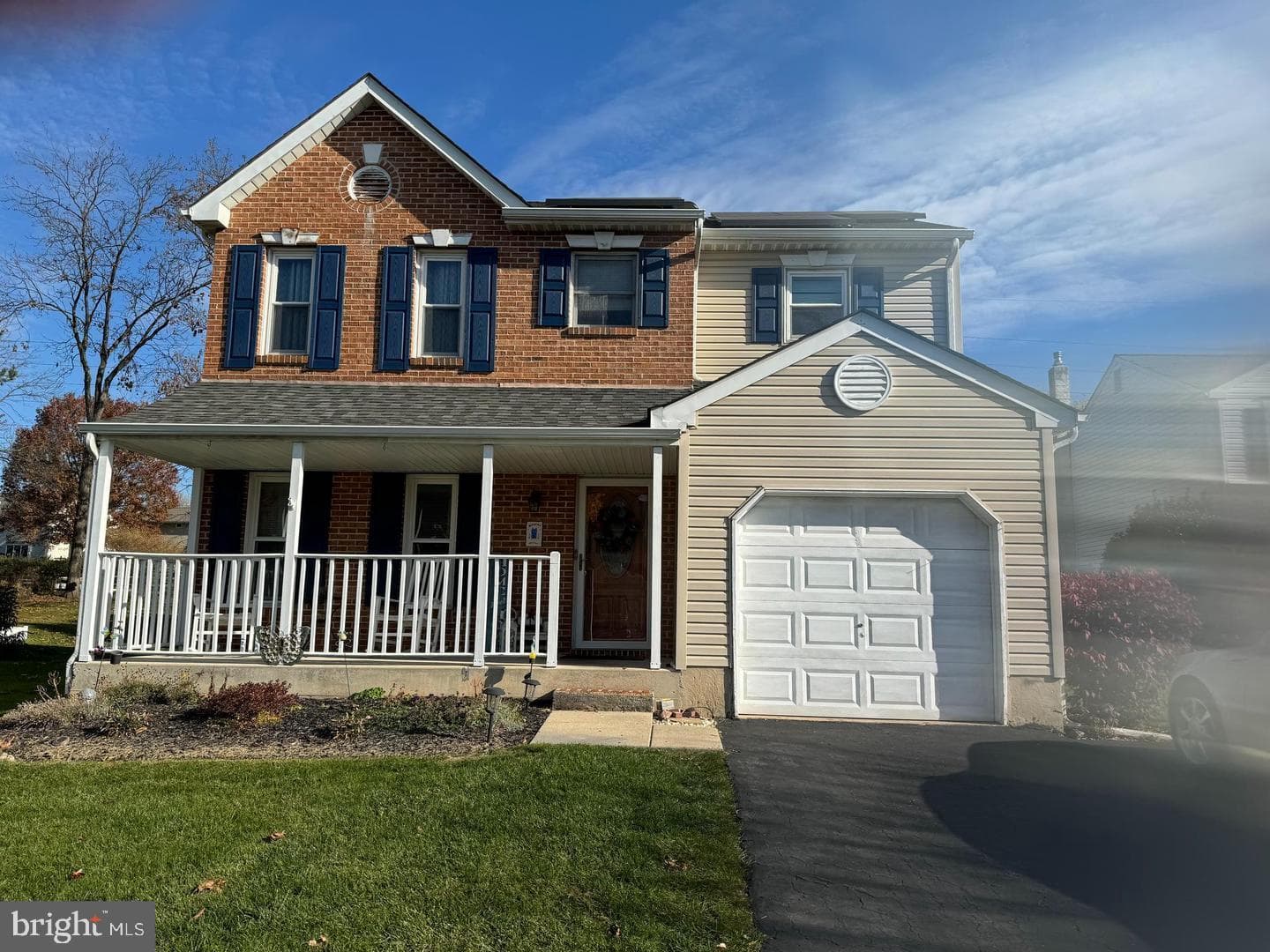 136 Hedgerow Drive photo 1