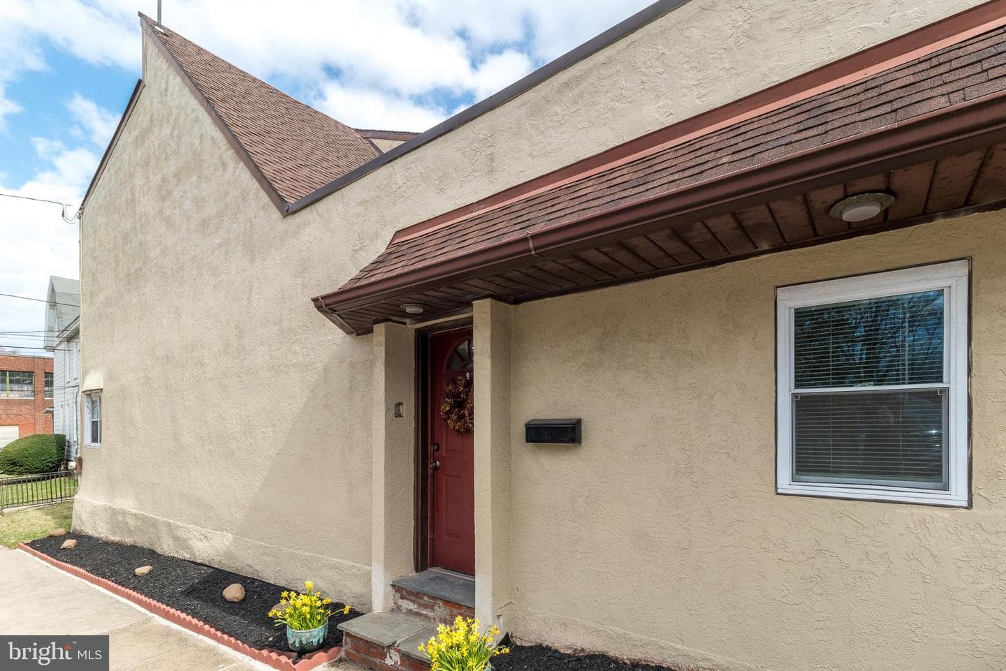 551 Woodland Avenue photo 1