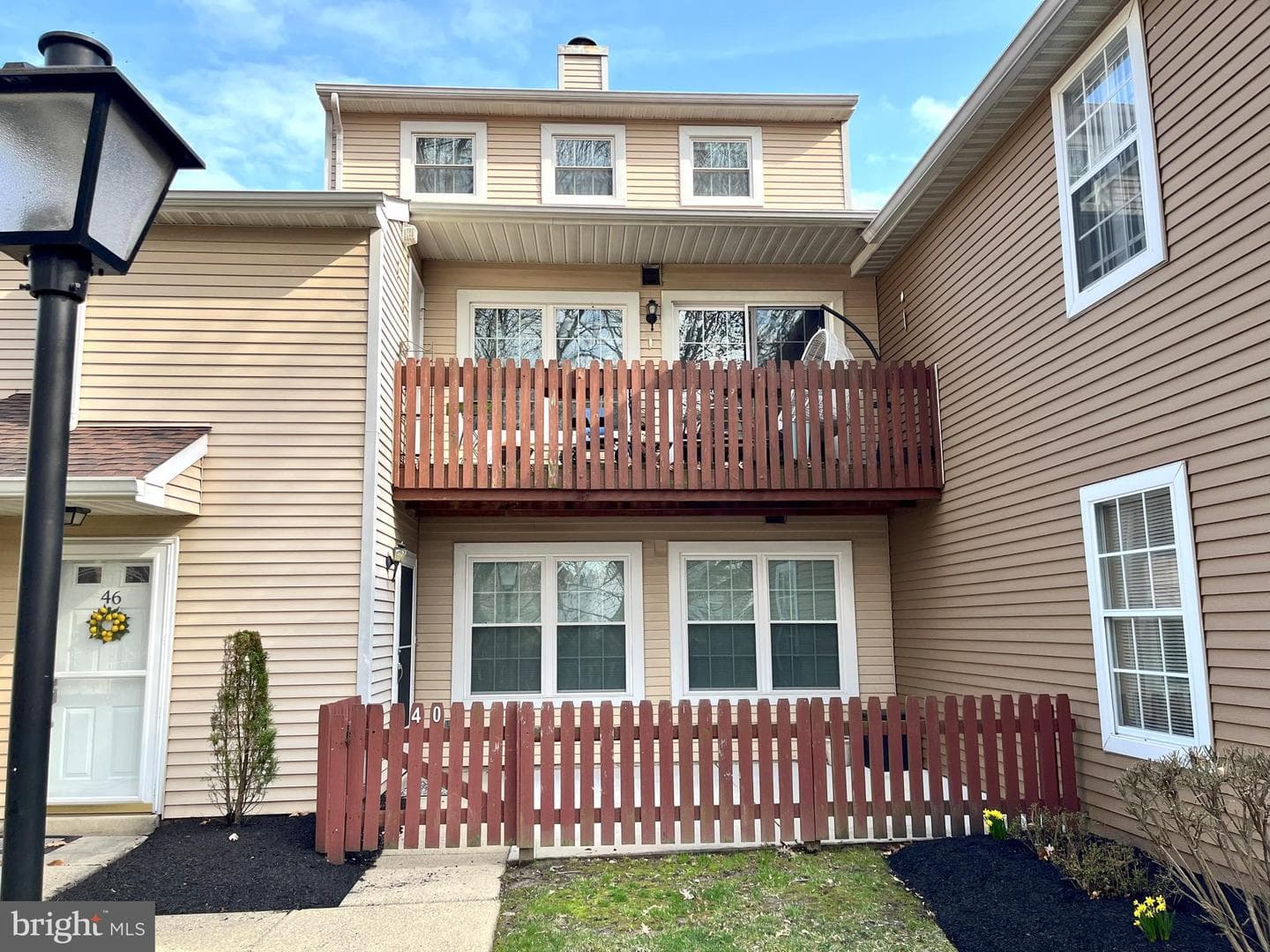 40 Woodbine Court photo 1
