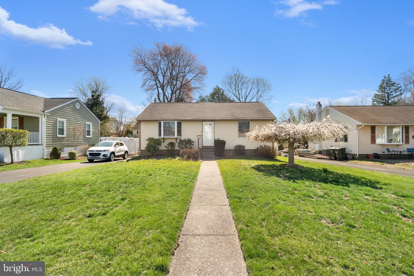 2714 Fair Oaks Avenue photo 1