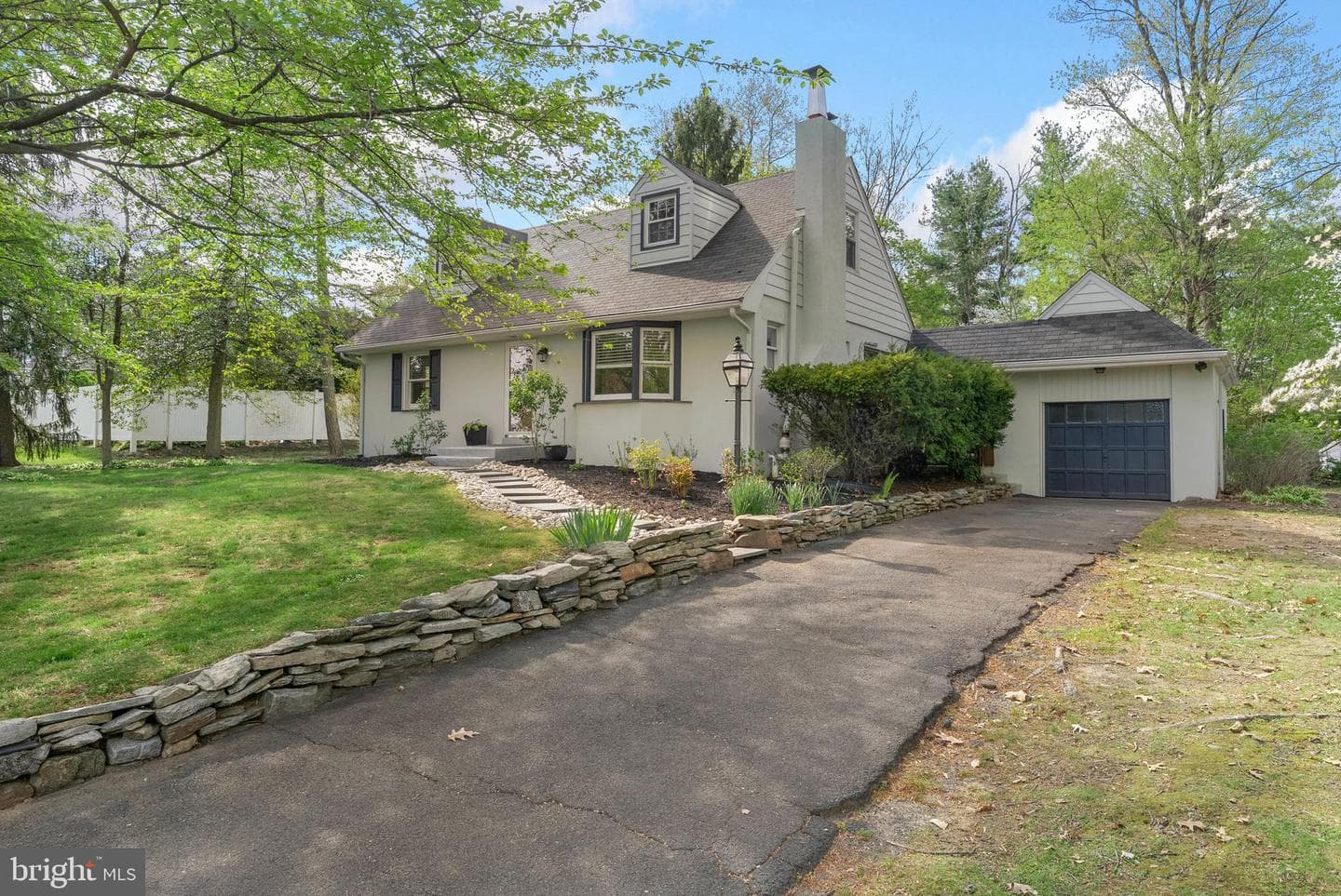 2546 Mansion Road photo 1