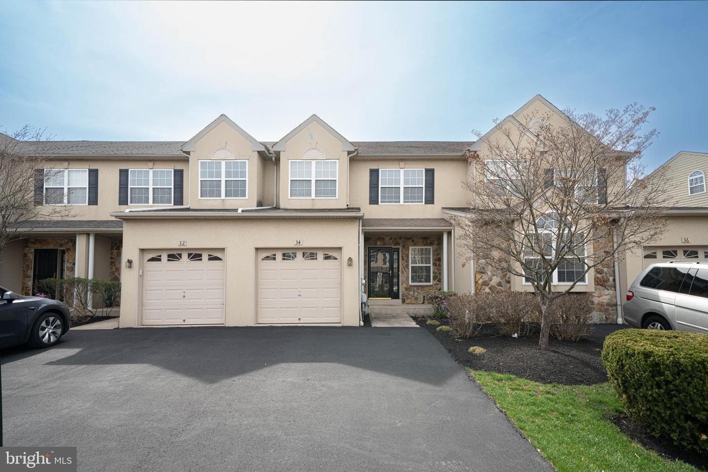 34 Arbor Circle photo 1