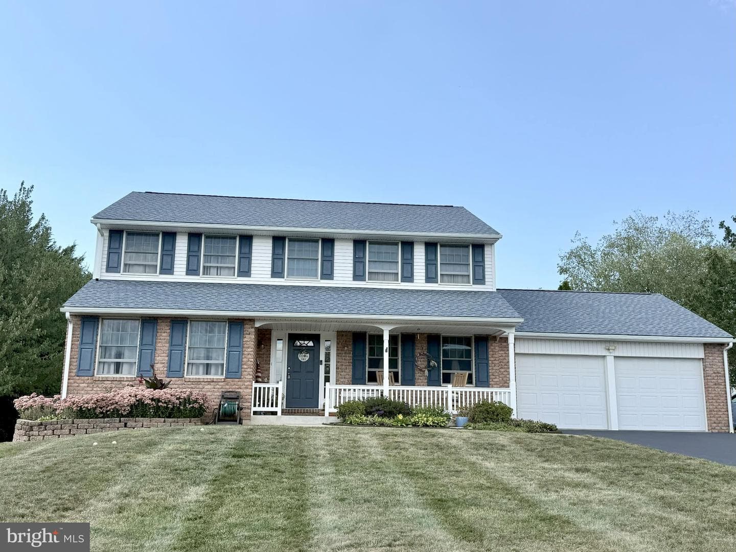 2905 Burton Drive photo 1