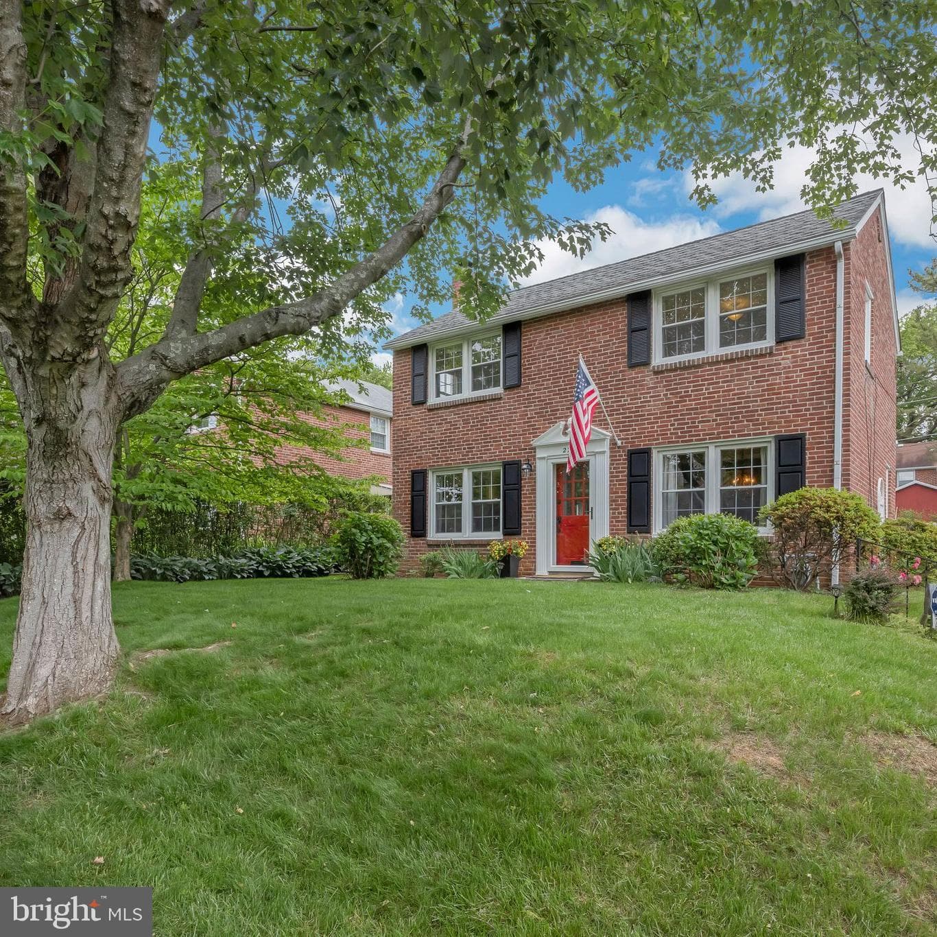 225 Crosshill Road photo 1