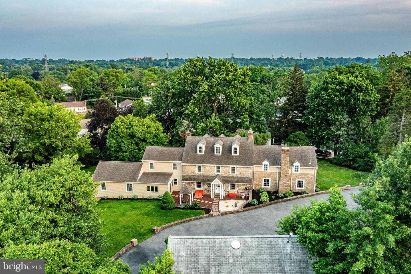 349 Brighton Road photo 1
