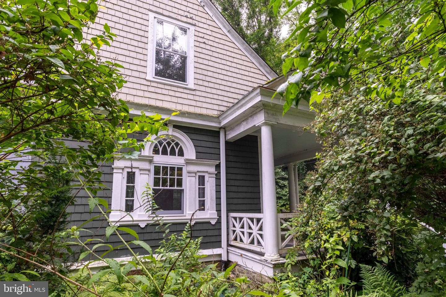 110 Cliff Terrace photo 1