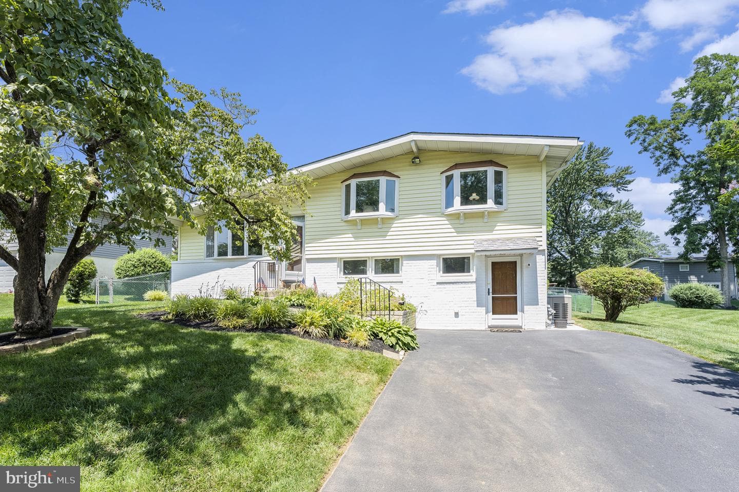 2108 Sierra Road photo 1