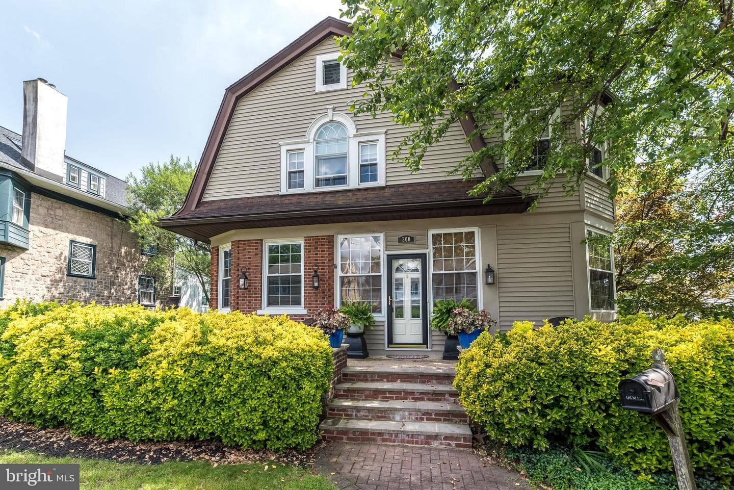 300 Mattison Avenue photo 1