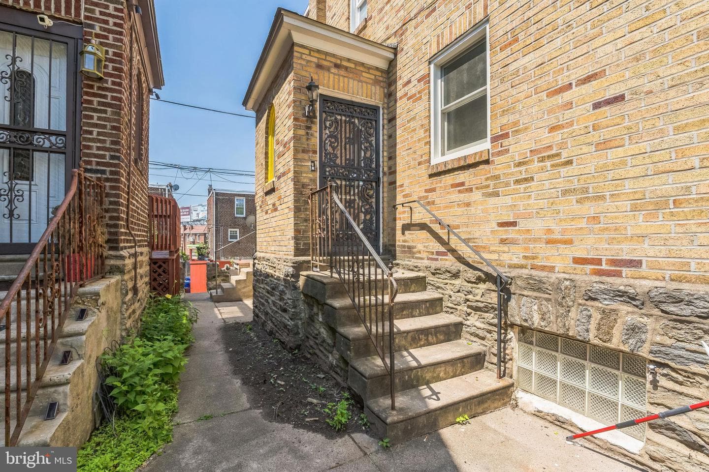 1712 Chelsea Road photo 1