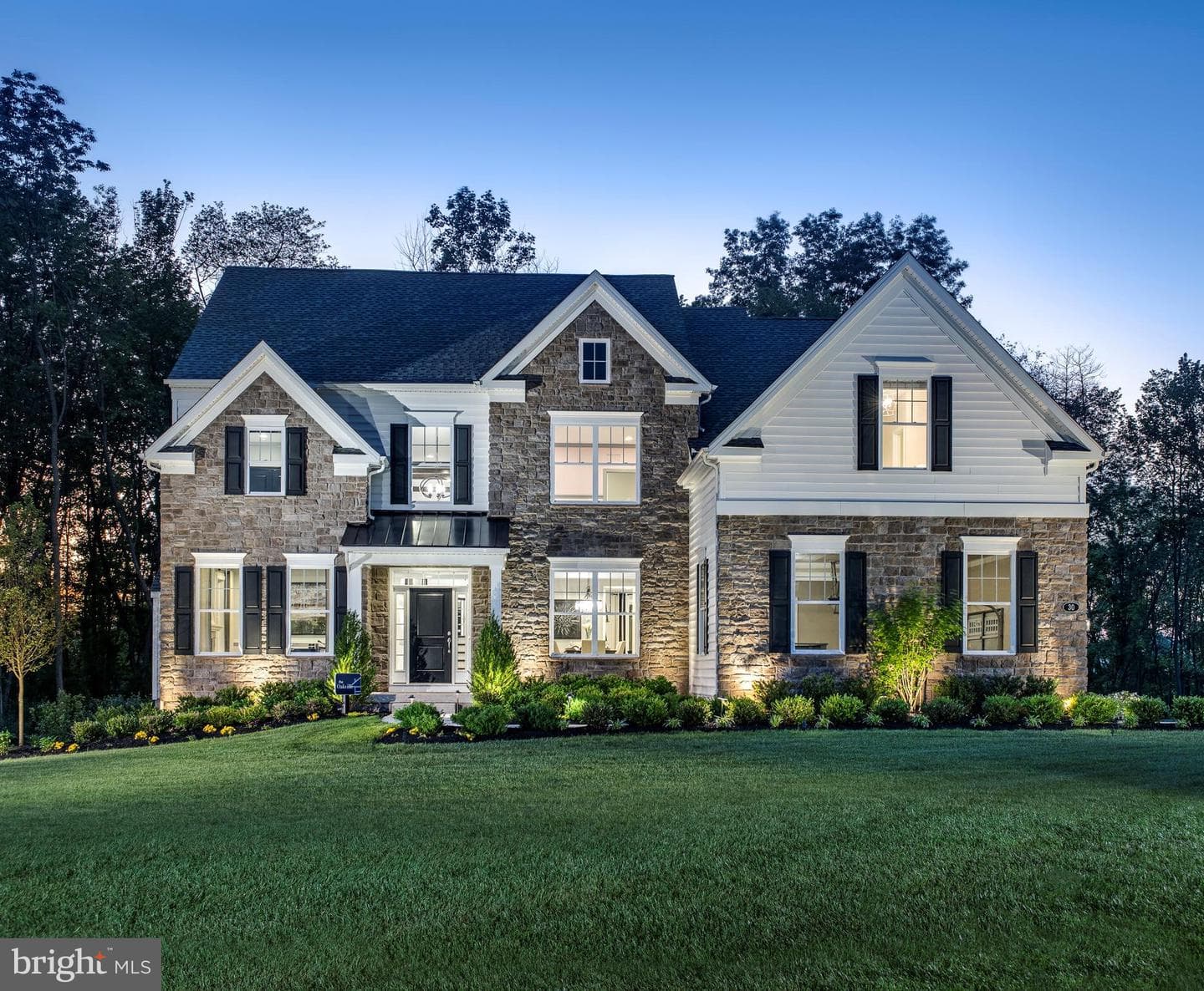 409 Stone House Circle #oakville photo 1