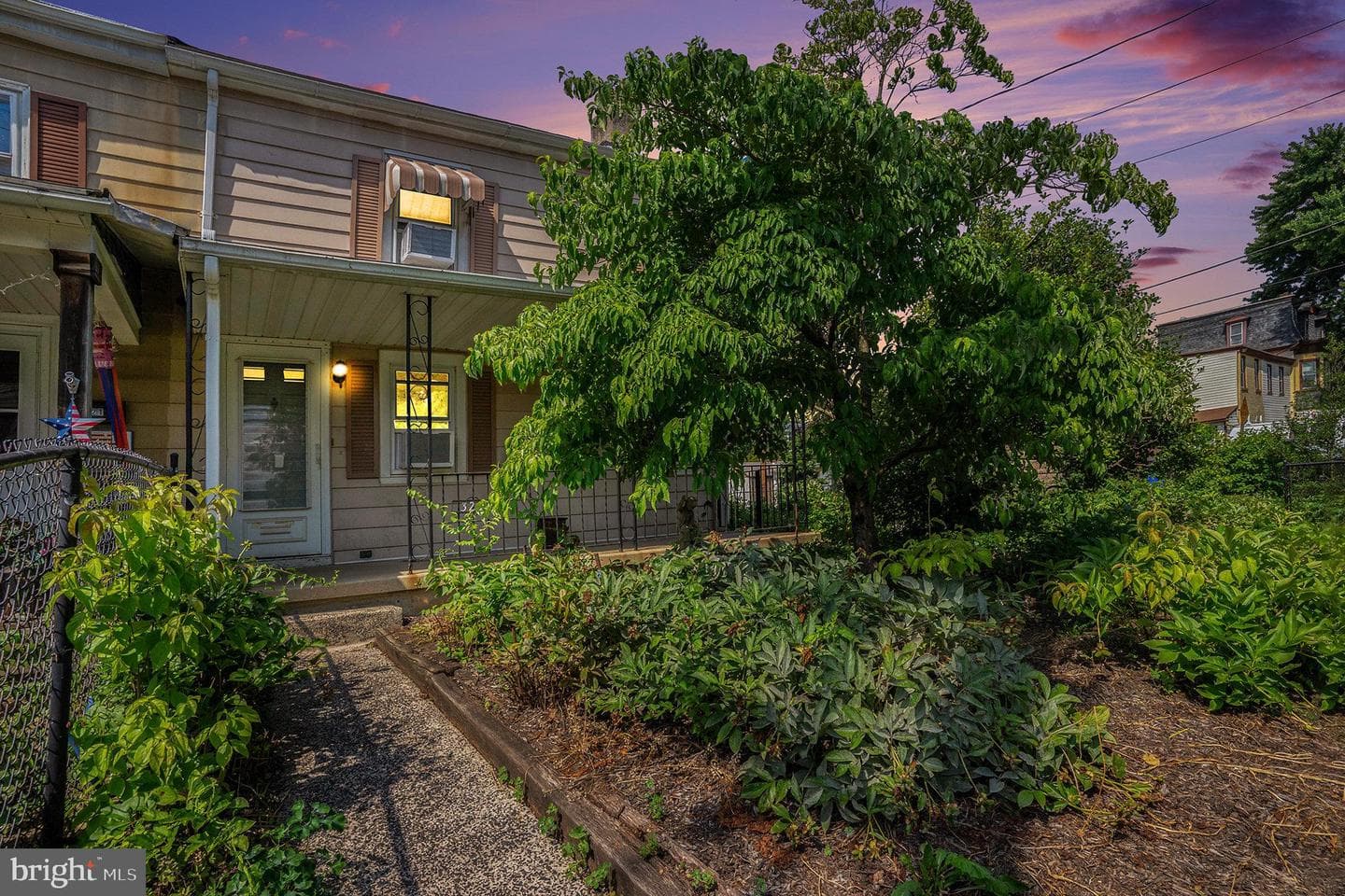 323 South Street photo 1