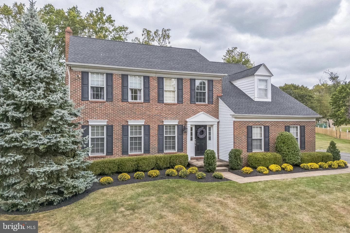 1015 Oak Ridge Drive photo 1