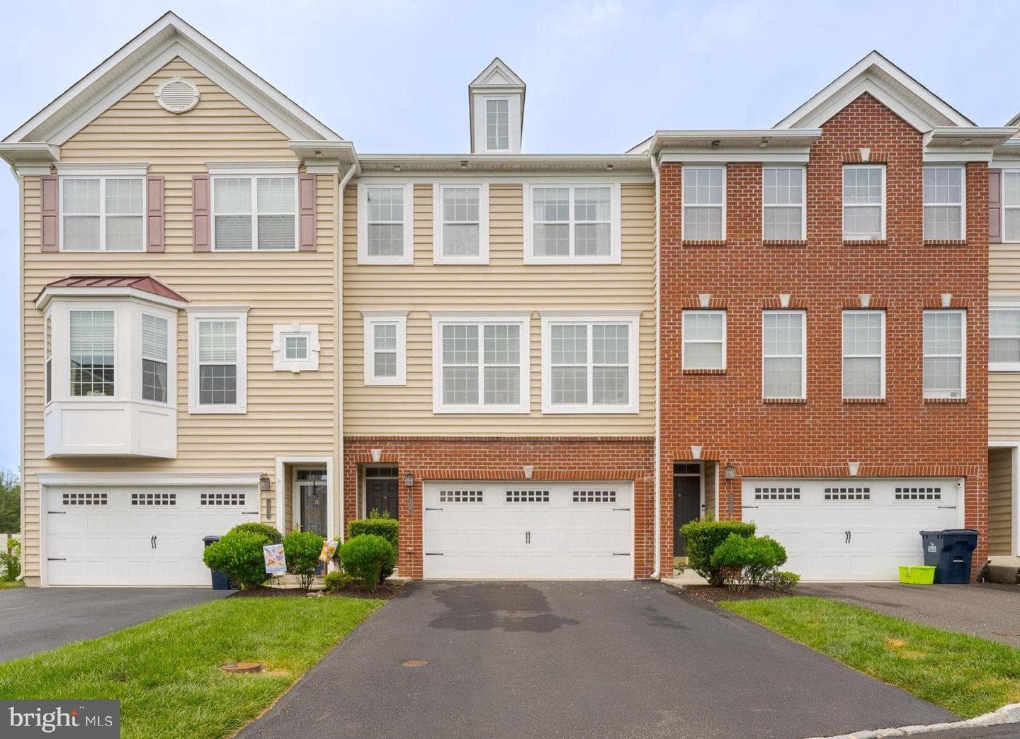 37 Rosy Ridge Court photo 1