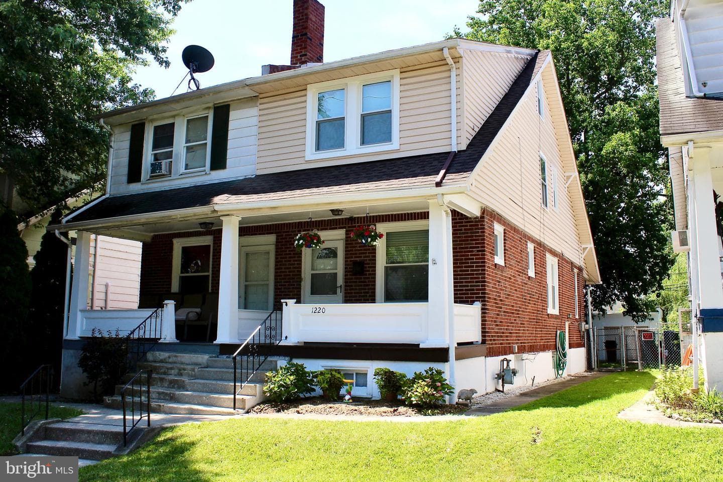 1220 W Lafayette Street photo 1