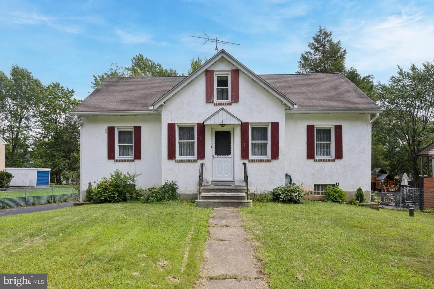 1151 Fitzwatertown Road photo 1