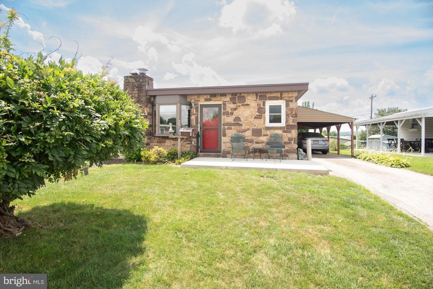 519 Overhill Road photo 1