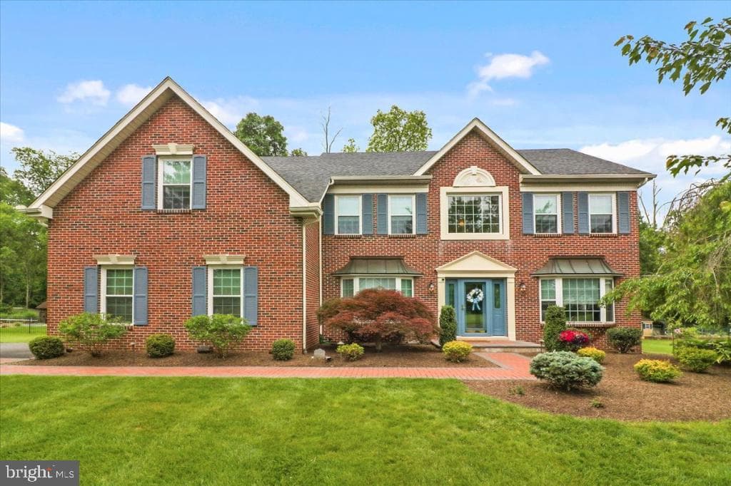 109 Knoll Drive photo 1