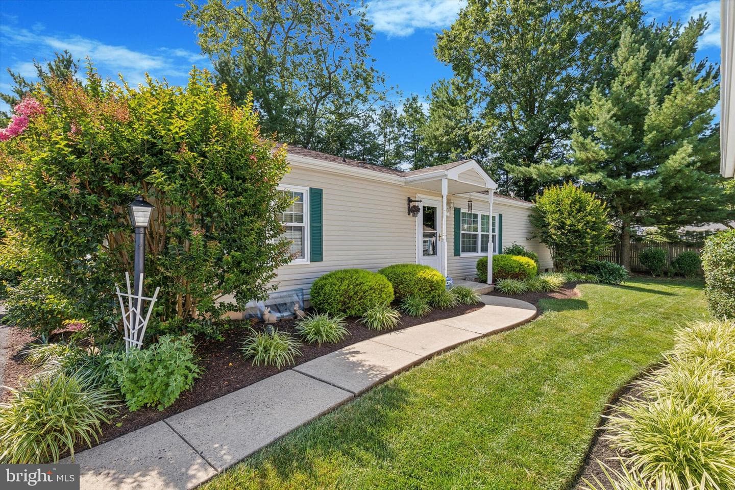 1095 Jfk Drive photo 1
