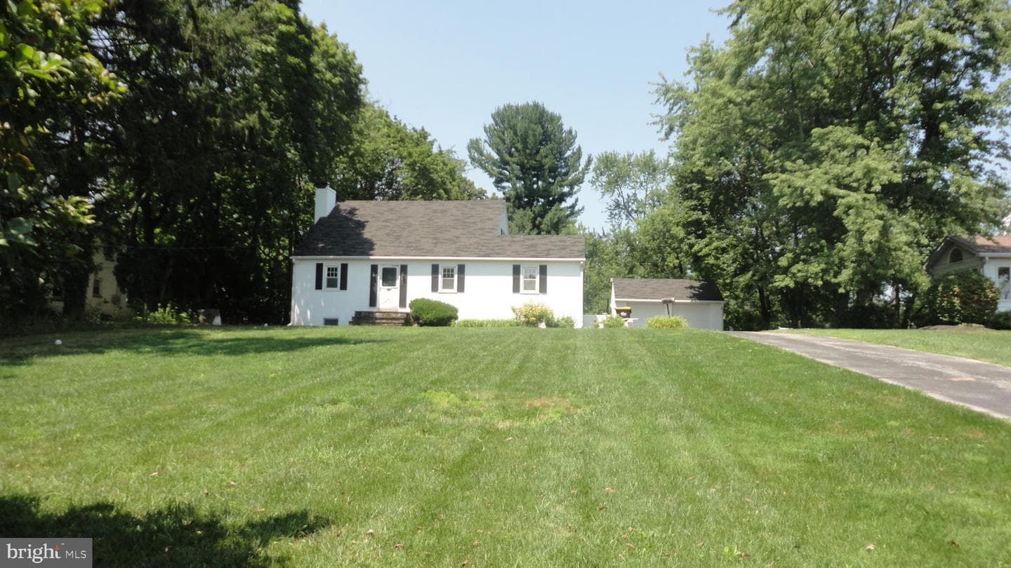 37 Burnside photo 1