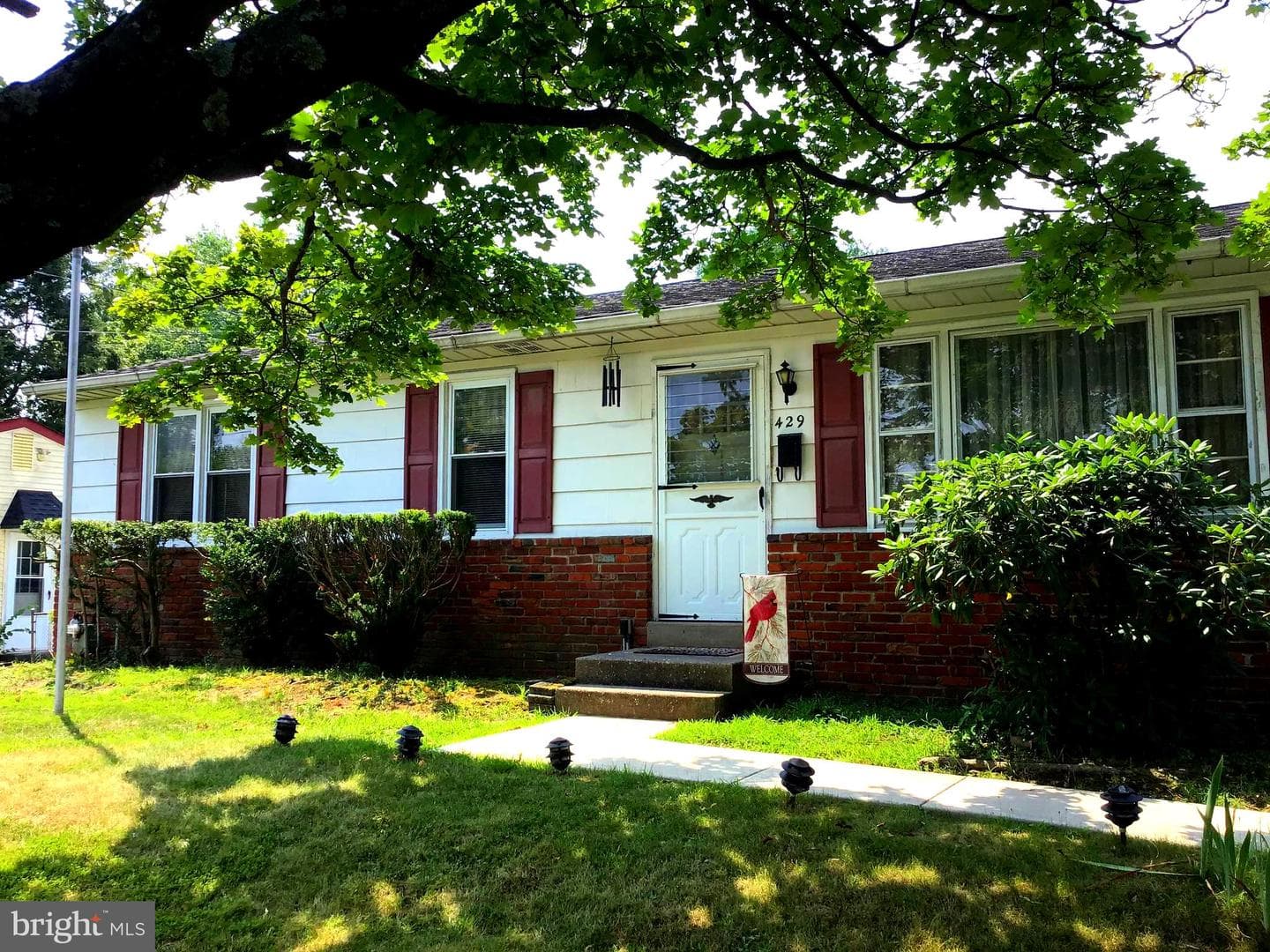 429 W Monument Avenue photo 1