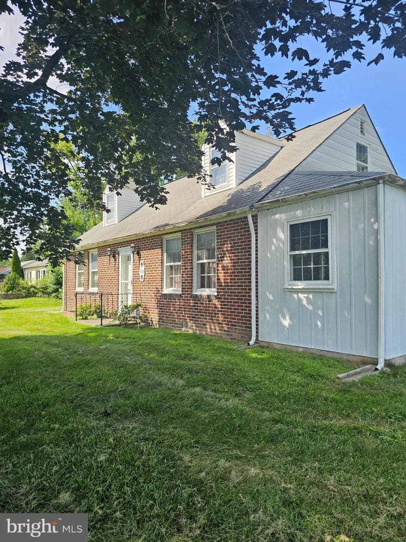 1025 Skippack Pike photo 1