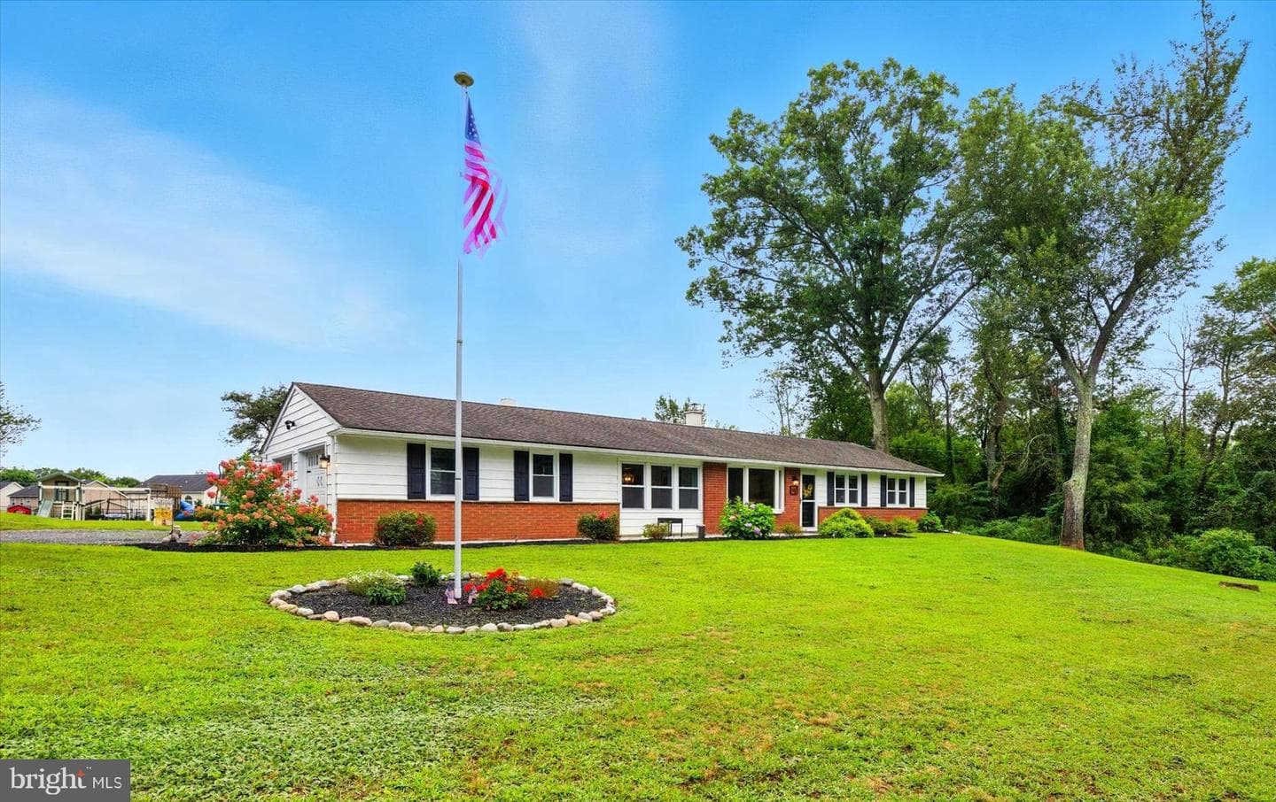 912 Collegeville Road photo 1