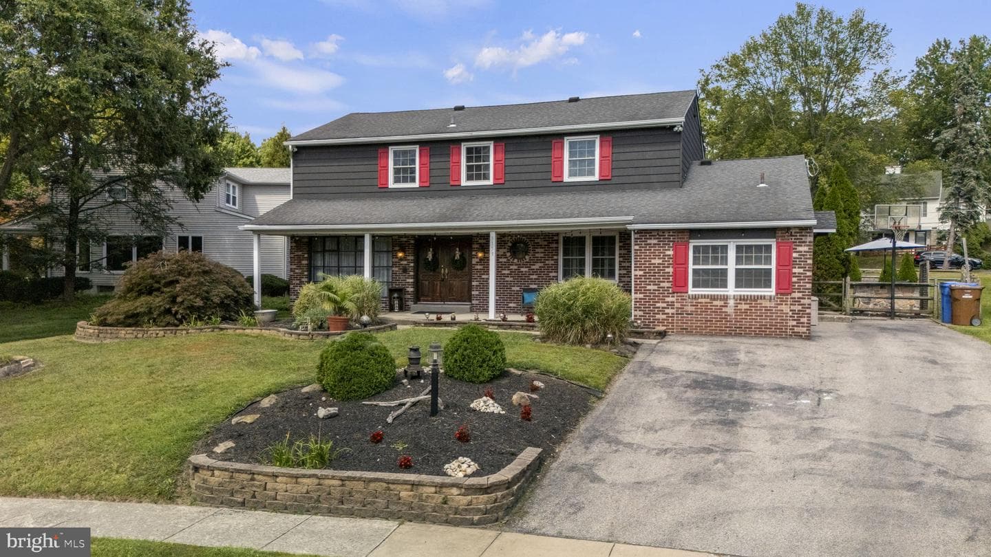 3159 Burn Brae Drive photo 1
