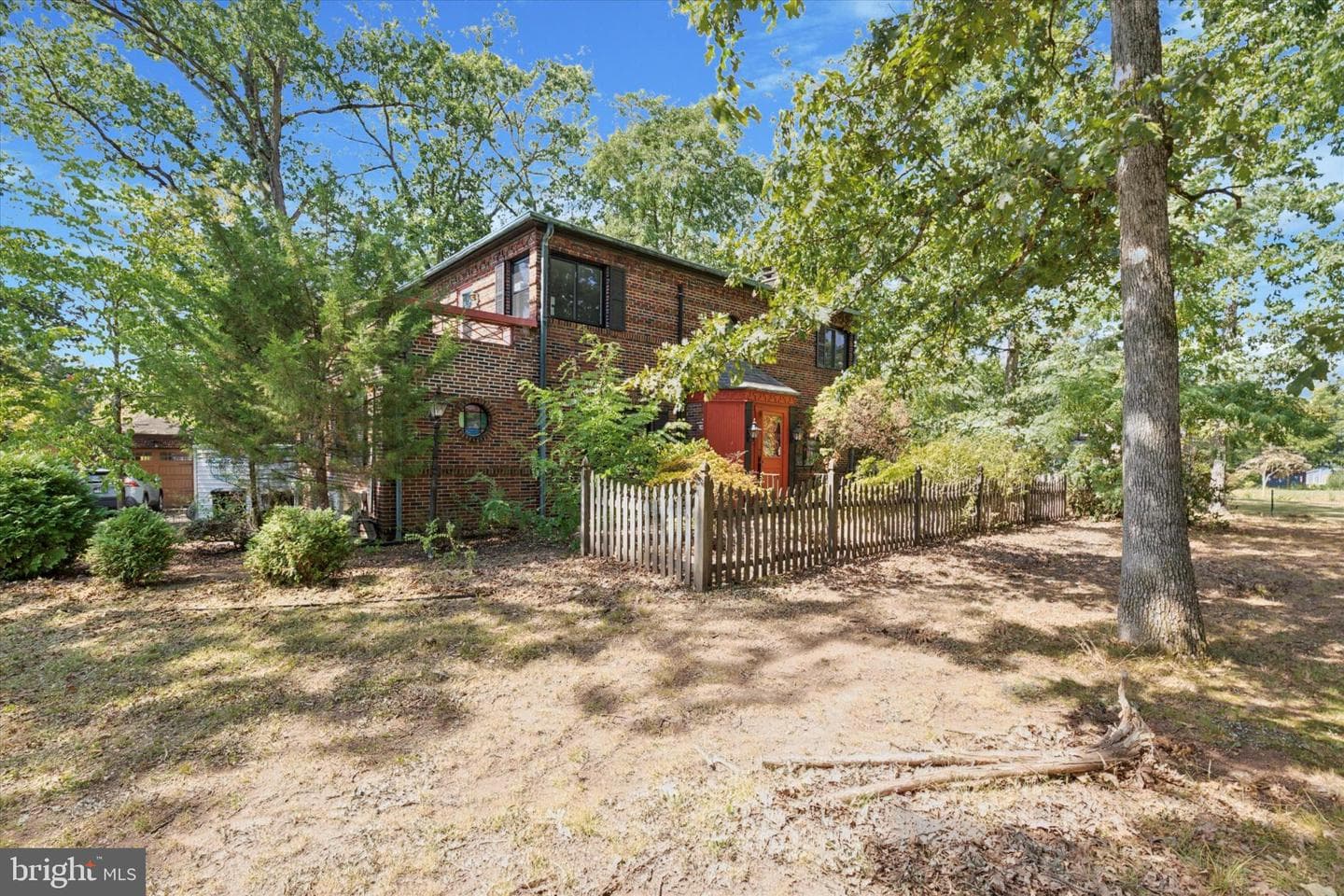 231 Bridge Street photo 1